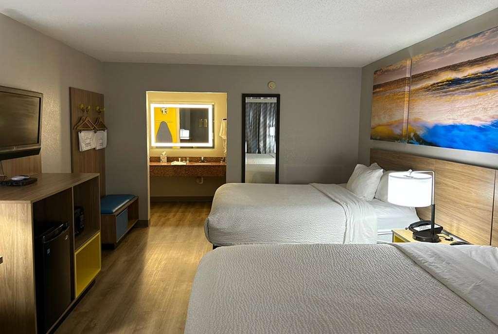 Days Inn By Wyndham St George St. George Room photo